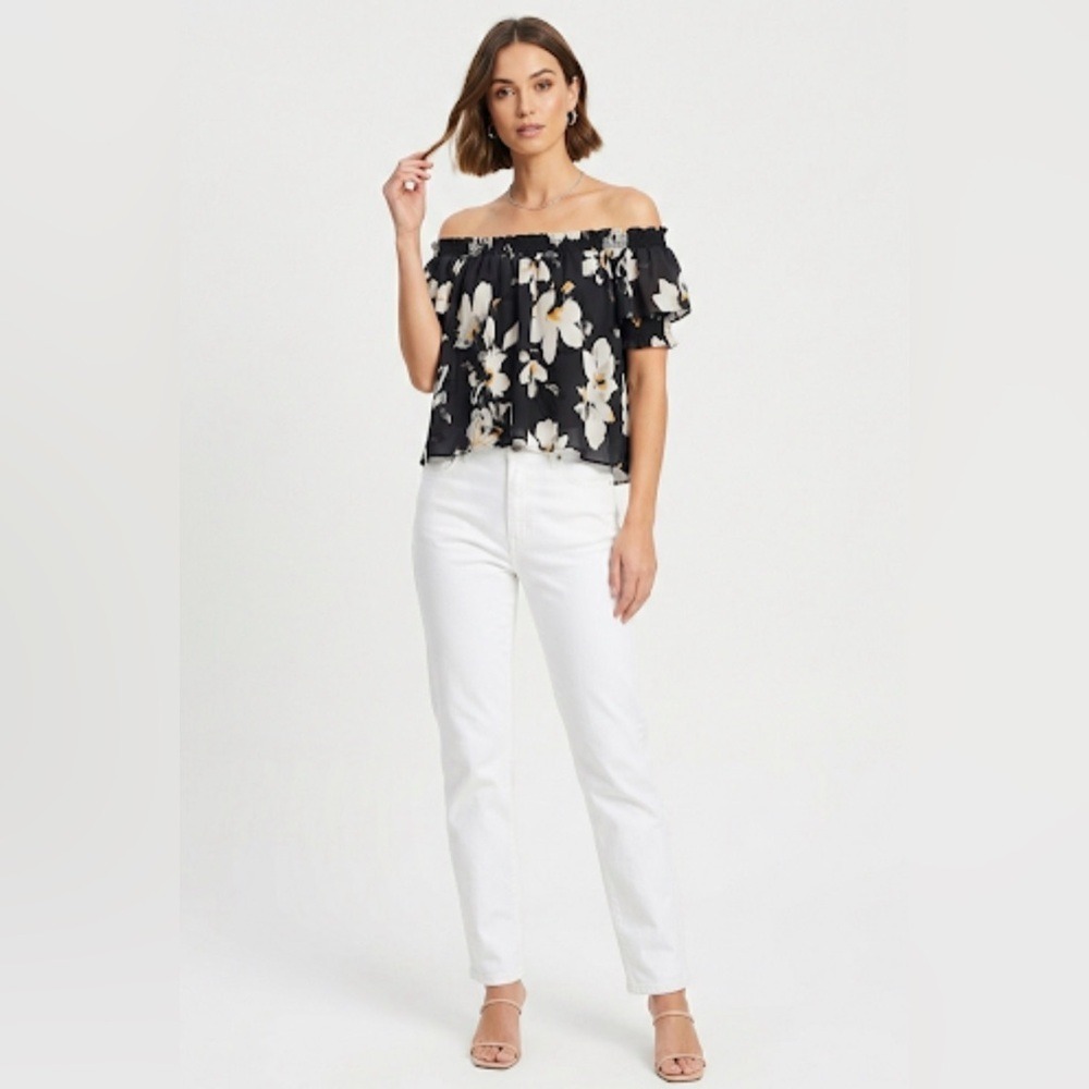 Let Them Eat Cake‎ Floral Off-the-Shoulder Smocked Blouse Black Large T1042